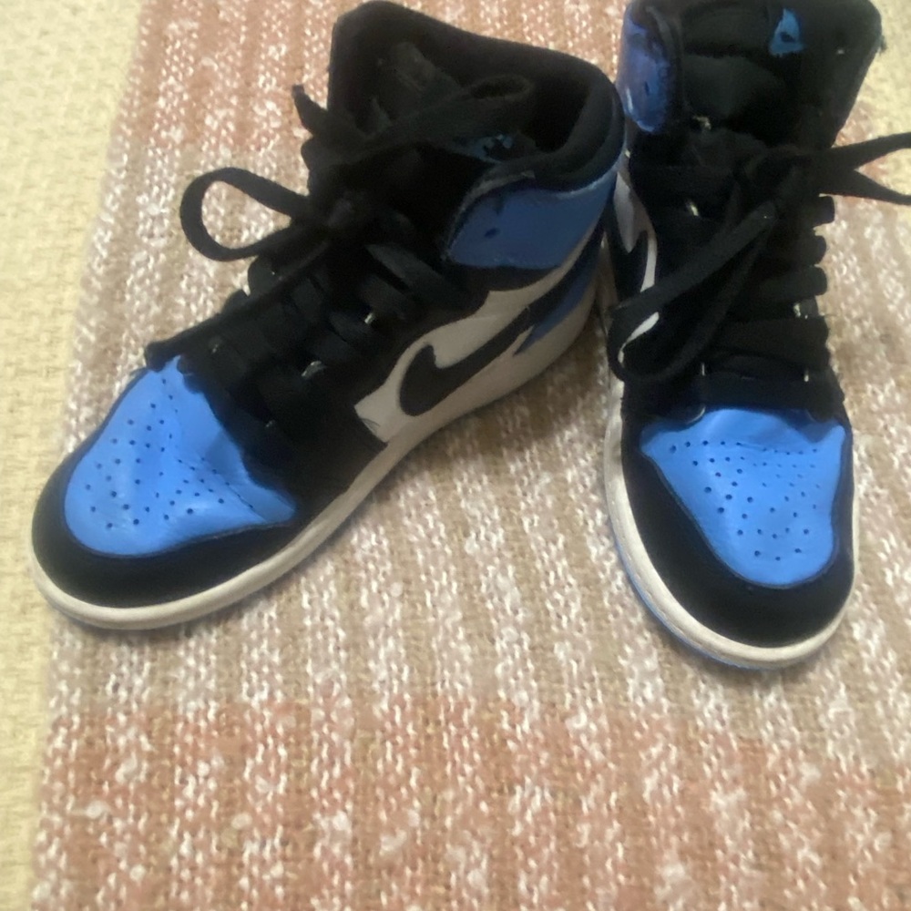 Jordan Boys Sneakers -1 Retro University Basketball Blue/Blk Sneakers